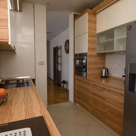 Ferienhaus Mit Privatpool Fur 7 Personen Ca 290 Qm In Sibenik-dubrava, Dalmatien Norddalmatien * Dubrava (Sibenik-Knin)