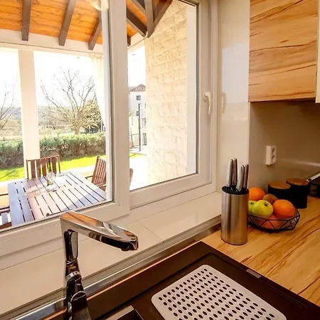 Ferienhaus Mit Privatpool Fur 7 Personen Ca 290 Qm In Sibenik-dubrava, Dalmatien Norddalmatien * Dubrava (Sibenik-Knin)